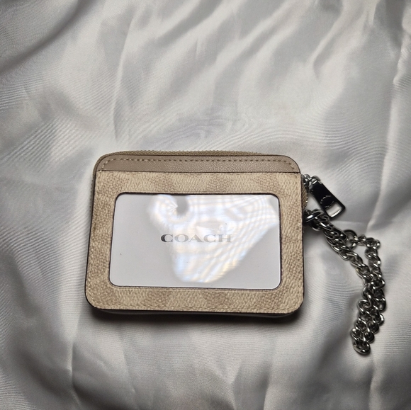 NWT Coach Zip Card Case In Sand Color - Picture 3 of 8